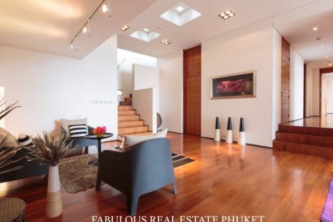 Villa in Kamala, Thailand 5 bedrooms № 179794 - photo 7