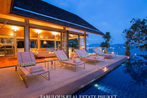 Villa in Kamala, Thailand 5 bedrooms № 179794 - photo 8