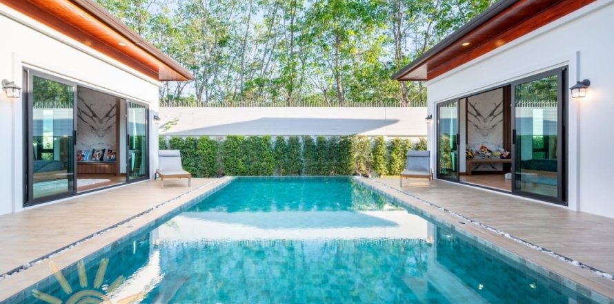 Villa in Chalong, Thailand 2 bedrooms № 179793