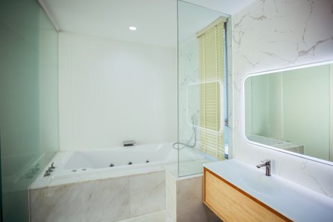 Condo in Pattaya, Thailand, 2 bedrooms № 141735 - photo 19