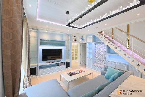Condo à Bangkok, Thaïlande, 3 chambres № 185755 - photo 2