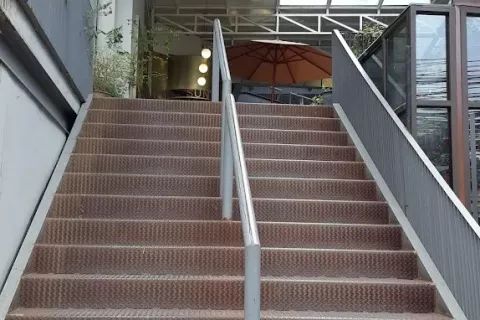 Кондоминиум с 2 спальнями в Ваттхане, Бангкок, Таиланд № 141141 - фото 3