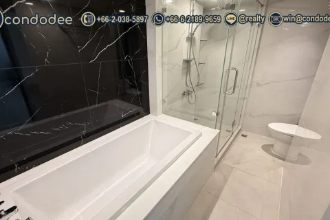 Condo in Watthana, Bangkok, Thailand, 3 bedrooms № 201361 - photo 16
