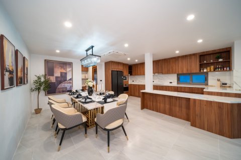 Вилла в Пхукете, Таиланд с 7 спальнями  № 157915 - фото 8