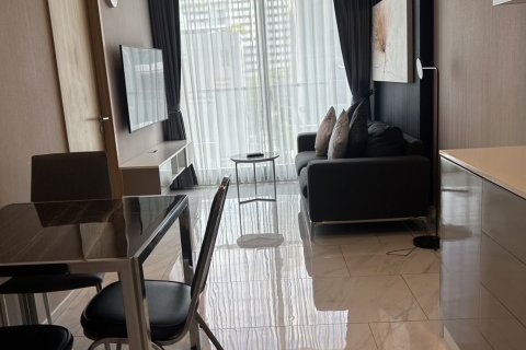Condo in Watthana, Bangkok, Thailand, 2 bedrooms  № 157920 - photo 6