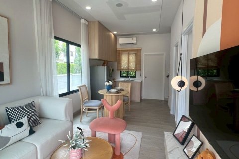 House in Samut Prakan, Thailand 2 bedrooms № 157921 - photo 5