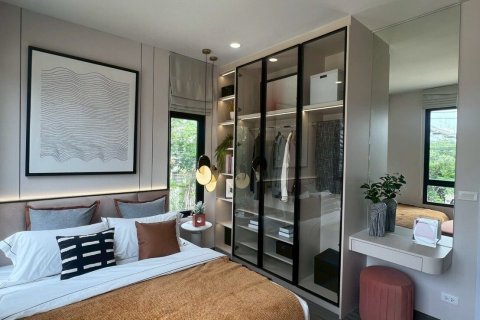 House in Samut Prakan, Thailand 2 bedrooms № 157921 - photo 15
