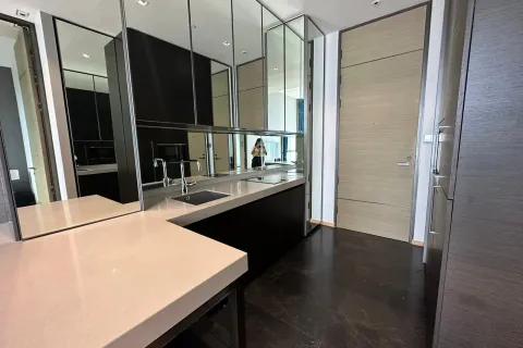 Studio dans le Condo à Pathum Wan, Bangkok, Thaïlande № 136825 - photo 6