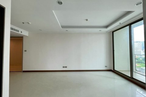 Condo in Watthana, Bangkok, Thailand, 2 bedrooms  № 136823