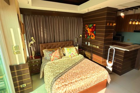 Apartment in Pattaya, Thailand 4 rooms № 161519 - photo 9