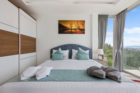 Villa in Ko Samui, Thailand 3 bedrooms № 161525 - photo 15