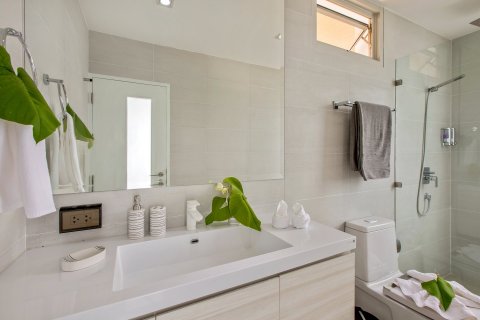 Villa in Ko Samui, Thailand 3 bedrooms № 161525 - photo 16