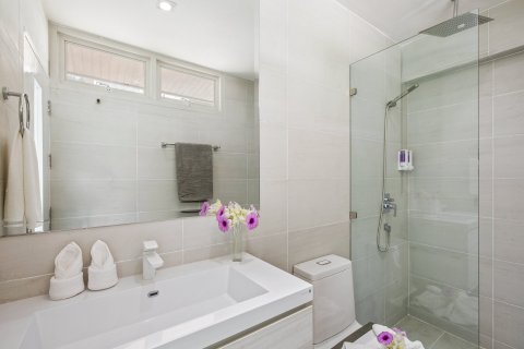 Villa in Ko Samui, Thailand 3 bedrooms № 161525 - photo 14