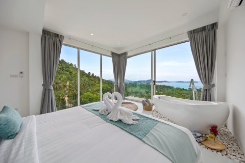 Villa in Ko Samui, Thailand 3 bedrooms № 161525 - photo 18