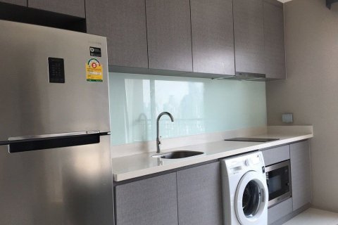 Studio in the Condo in Khlong Toei, Bangkok, Thailand № 173580 - photo 10