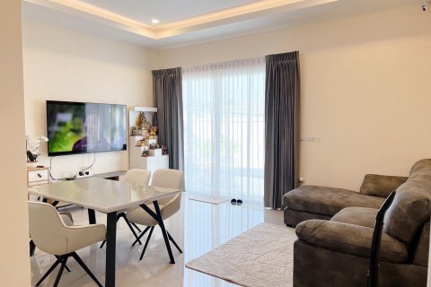 Вилла в Паттайе, Таиланд с 3 спальнями  № 173579 - фото 1