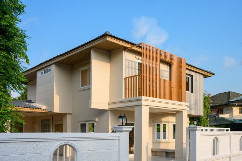 Дом в Лат Пхрау, Бангкок, Таиланд с 4 спальнями  № 173576 - фото 8