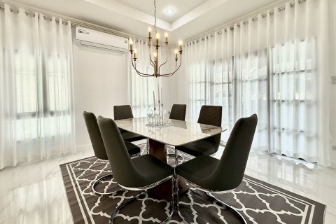 Вилла в Паттайе, Таиланд с 3 спальнями  № 173575 - фото 7