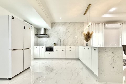 Вилла в Паттайе, Таиланд с 3 спальнями  № 173575 - фото 9