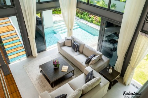 Villa in Bang Tao, Thailand 2 bedrooms № 179820 - photo 3