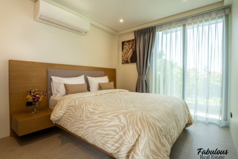 Villa in Bang Tao, Thailand 2 bedrooms № 179820 - photo 16