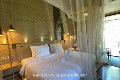 Villa in Kata, Thailand 5 bedrooms № 179821 - photo 3