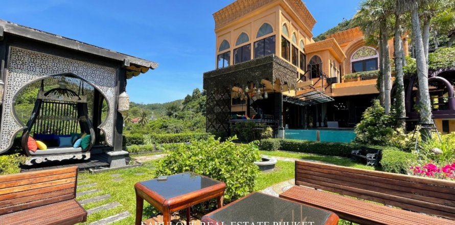 Villa in Kata, Thailand 5 bedrooms № 179821