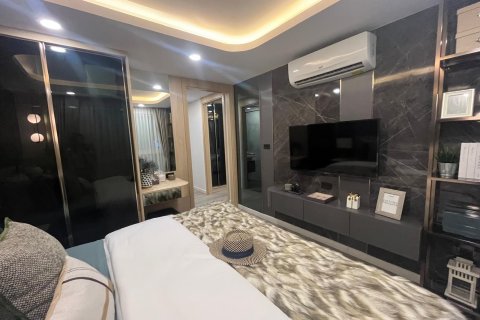 Condo in Pattaya, Thailand, 2 bedrooms  № 157848 - photo 12