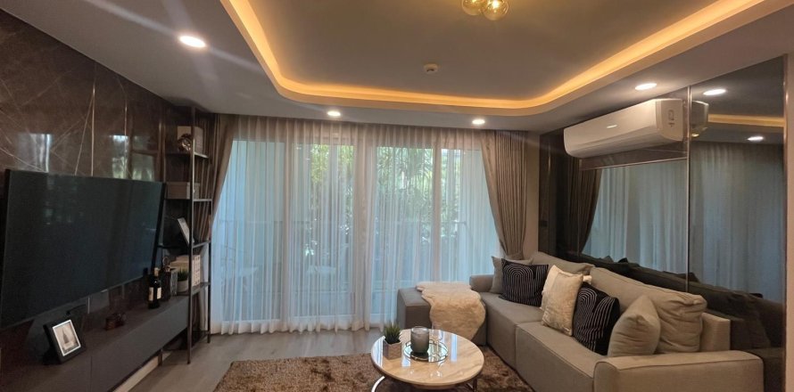 Condo in Pattaya, Thailand, 2 bedrooms  № 157848