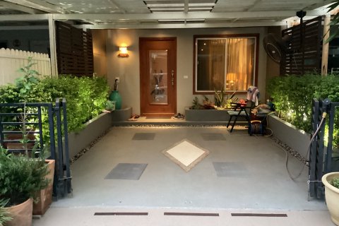 Townhouse à Bueng Kum, Bangkok, Thaïlande 3 chambres № 145129 - photo 1