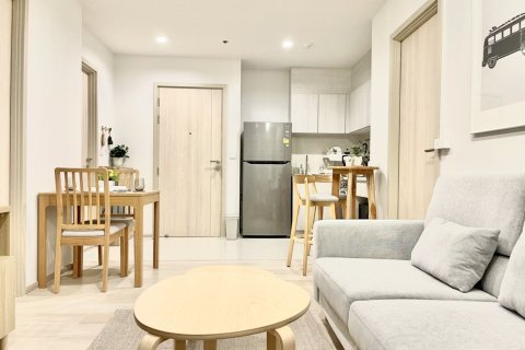 Кондоминиум с 2 спальнями в Патхум Ване, Бангкок, Таиланд № 171944 - фото 7