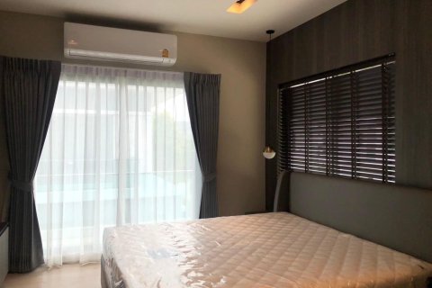 House in Lat Krabang, Bangkok, Thailand 4 bedrooms № 171940 - photo 4