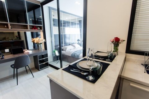 Студия в кондо в Хуай Кванге, Бангкок, Таиланд № 171942 - фото 3