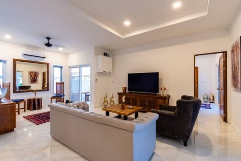 Villa in Pran Buri, Thailand 3 bedrooms № 114829 - photo 7