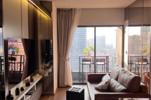 Кондоминиум с 2 спальнями в Хуай Кванге, Бангкок, Таиланд № 114824 - фото 1