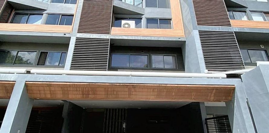 Townhouse à Bangkok, Thaïlande 3 chambres № 114827