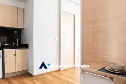 Condo in Khlong Toei, Bangkok, Thailand, 1 bedroom  № 217466