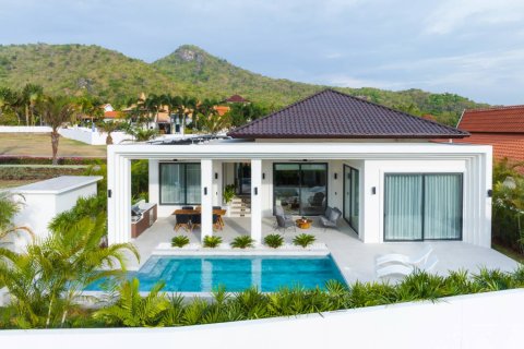 House in Hua Hin, Thailand 3 bedrooms № 181007 - photo 2