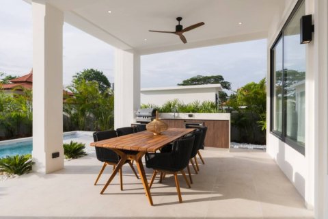 House in Hua Hin, Thailand 3 bedrooms № 181007 - photo 13