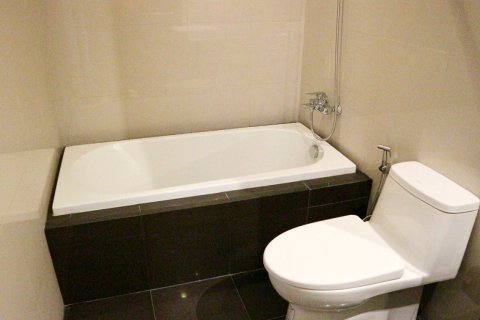 Condo in Bangkok, Thailand, 2 bedrooms  № 181006 - photo 19