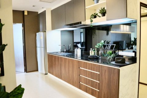 Condo in Bangkok, Thailand, 2 bedrooms  № 181006 - photo 10