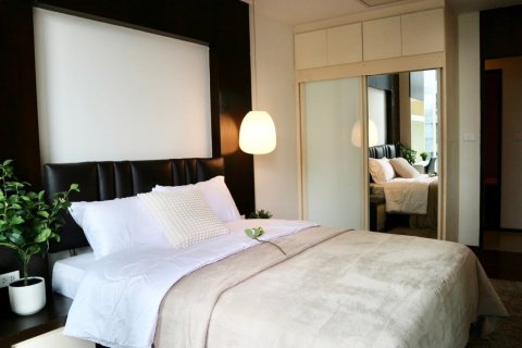 Condo in Bangkok, Thailand, 2 bedrooms  № 181006 - photo 13