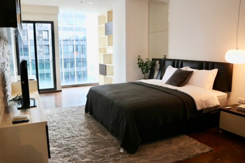 Condo in Bangkok, Thailand, 2 bedrooms  № 181006 - photo 16