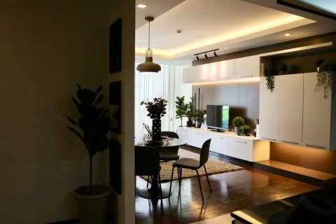 Condo in Bangkok, Thailand, 2 bedrooms  № 181006 - photo 8