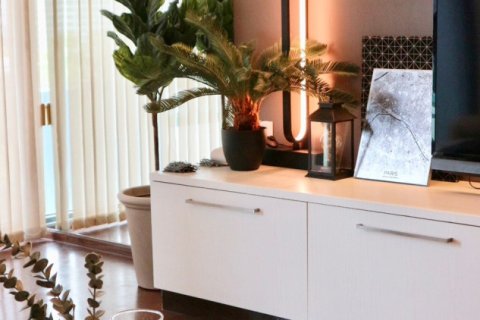 Condo in Bangkok, Thailand, 2 bedrooms  № 181006 - photo 15