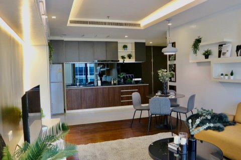 Condo in Bangkok, Thailand, 2 bedrooms  № 181006 - photo 4