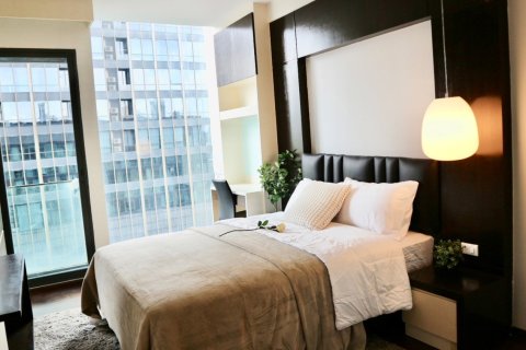 Condo in Bangkok, Thailand, 2 bedrooms  № 181006 - photo 11