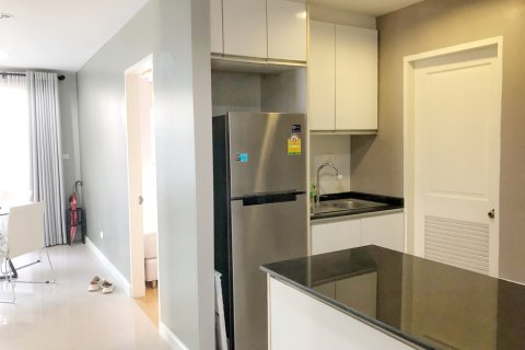 Condo in Bangkok, Thailand, 2 bedrooms  № 181008 - photo 7