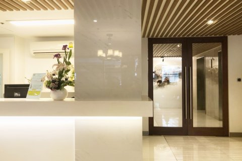 Condo in Bangkok, Thailand, 2 bedrooms  № 181008 - photo 14
