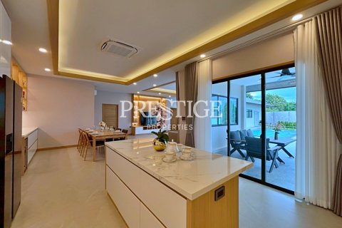 บ้านในพัทยา, ประเทศไทย 5 ห้องนอน № 198023 - รูปถ่าย 15